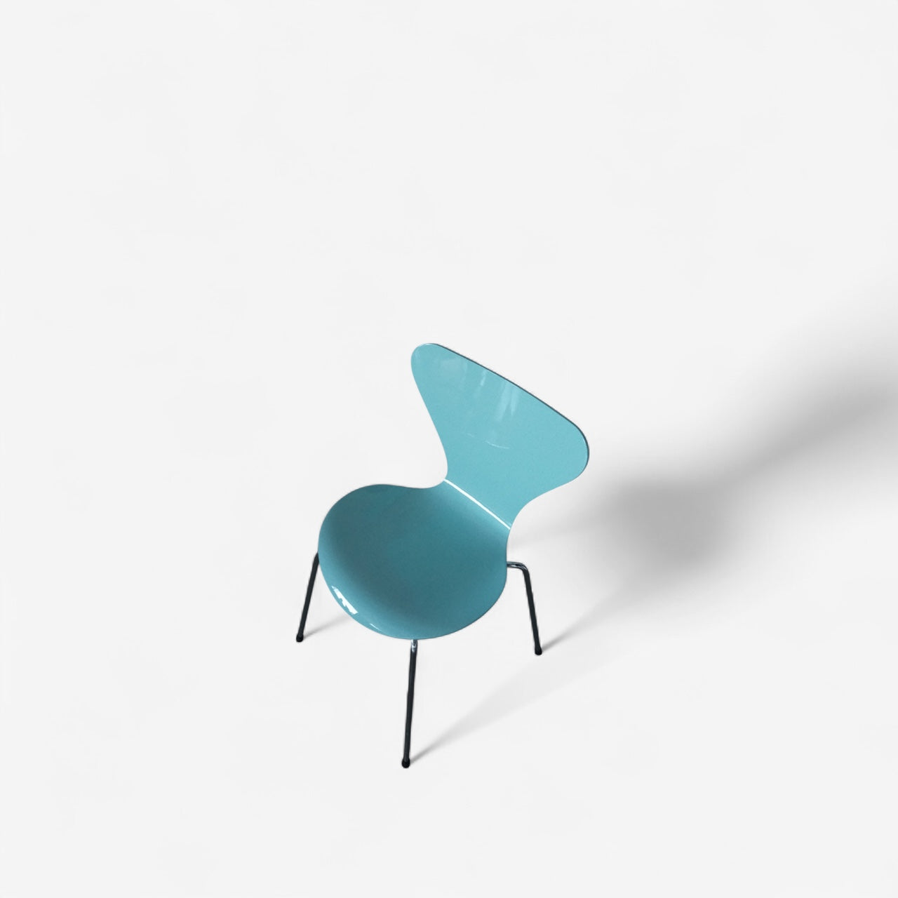 Fritz Hansen – Series 7 Chair by Arne Jacobsen · Tiffany Blue Edition · JWolf Studio Refinished