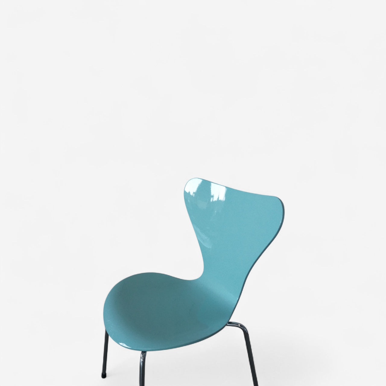 Fritz Hansen – Series 7 Chair by Arne Jacobsen · Tiffany Blue Edition · JWolf Studio Refinished