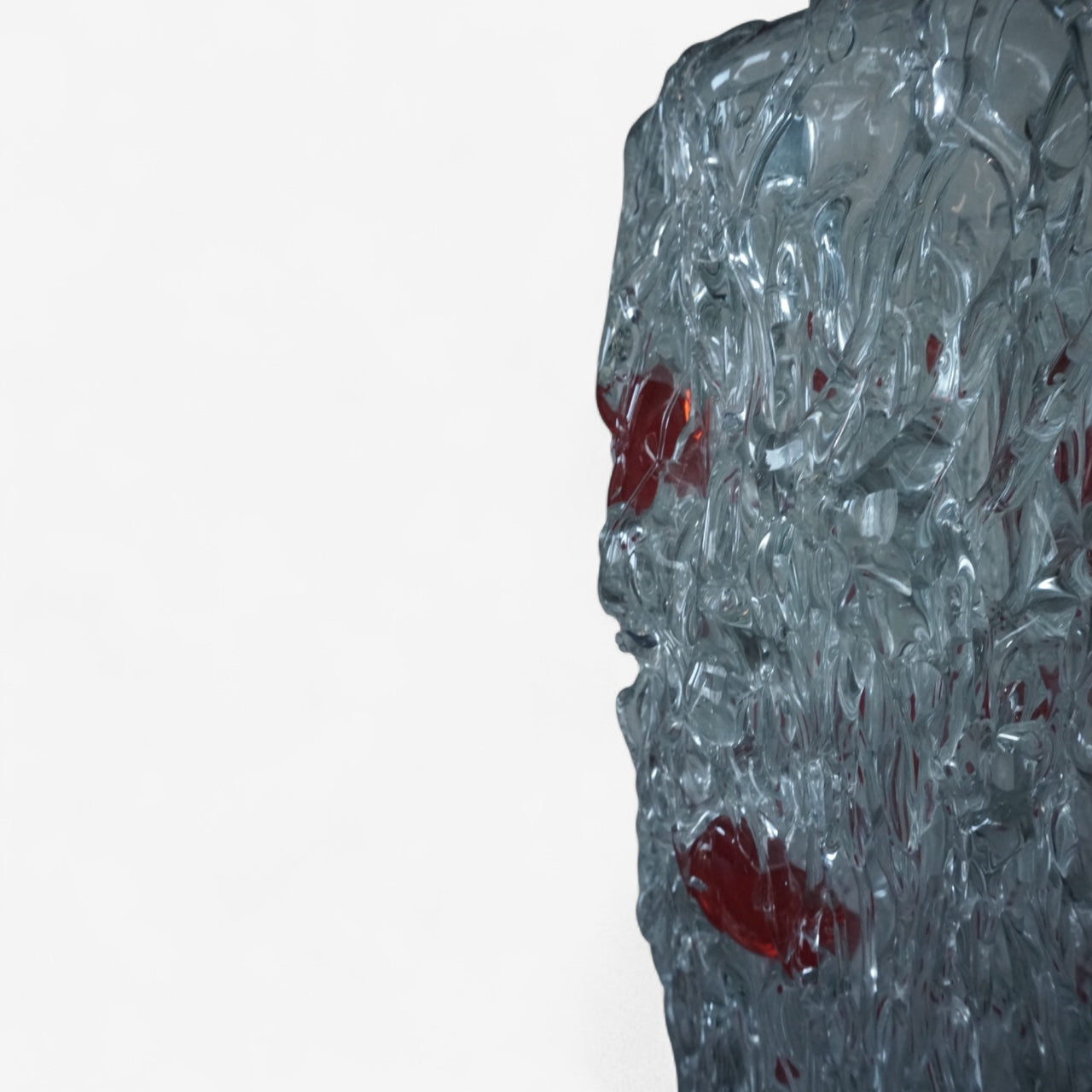 Mihai Topescu – Glasvase „Crimson Column“ · Handgeblasenes Studioglas-Unikat