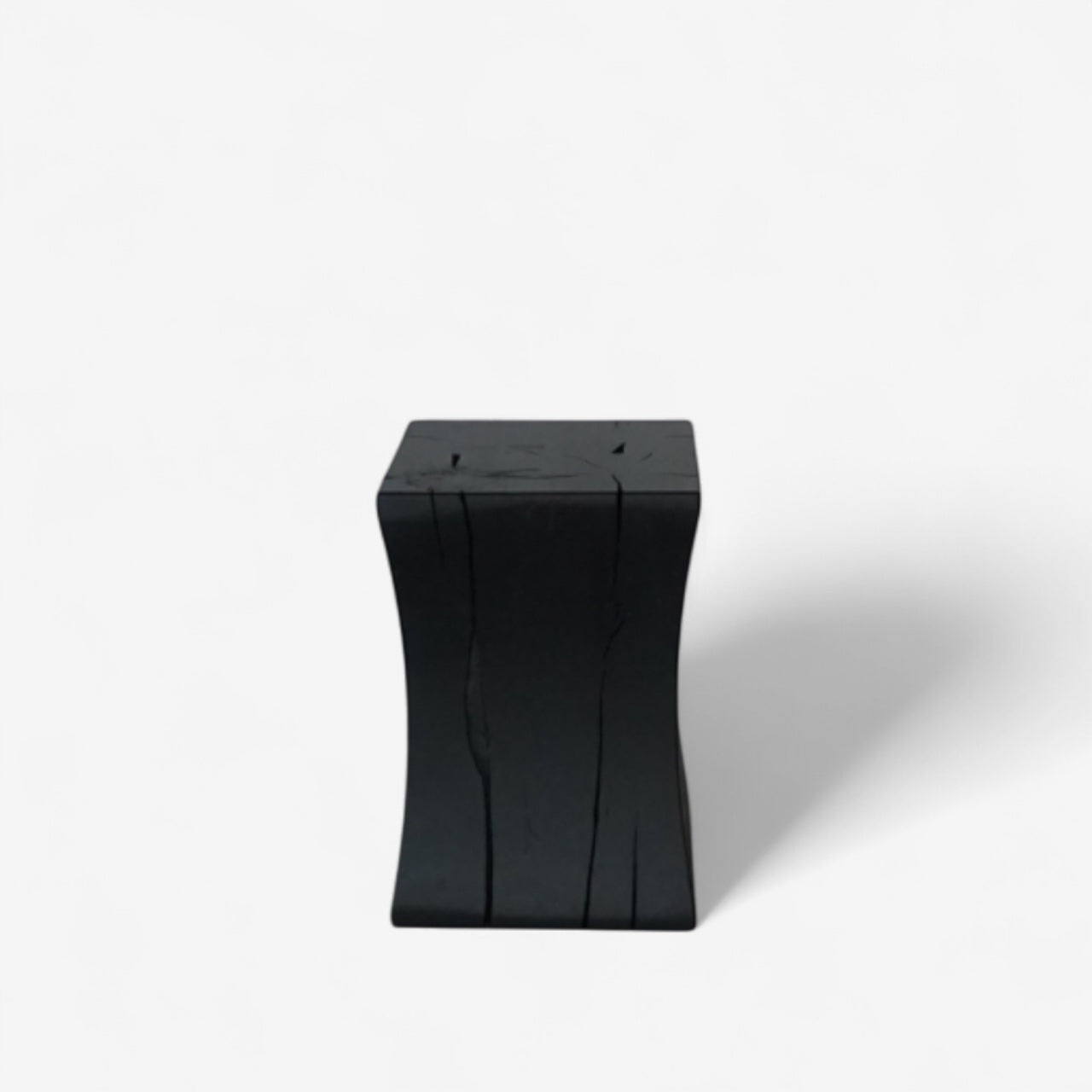 JWolf Studio · BLOK Stool – Massive Buche, Schwarz · Design by Johannes Wolf