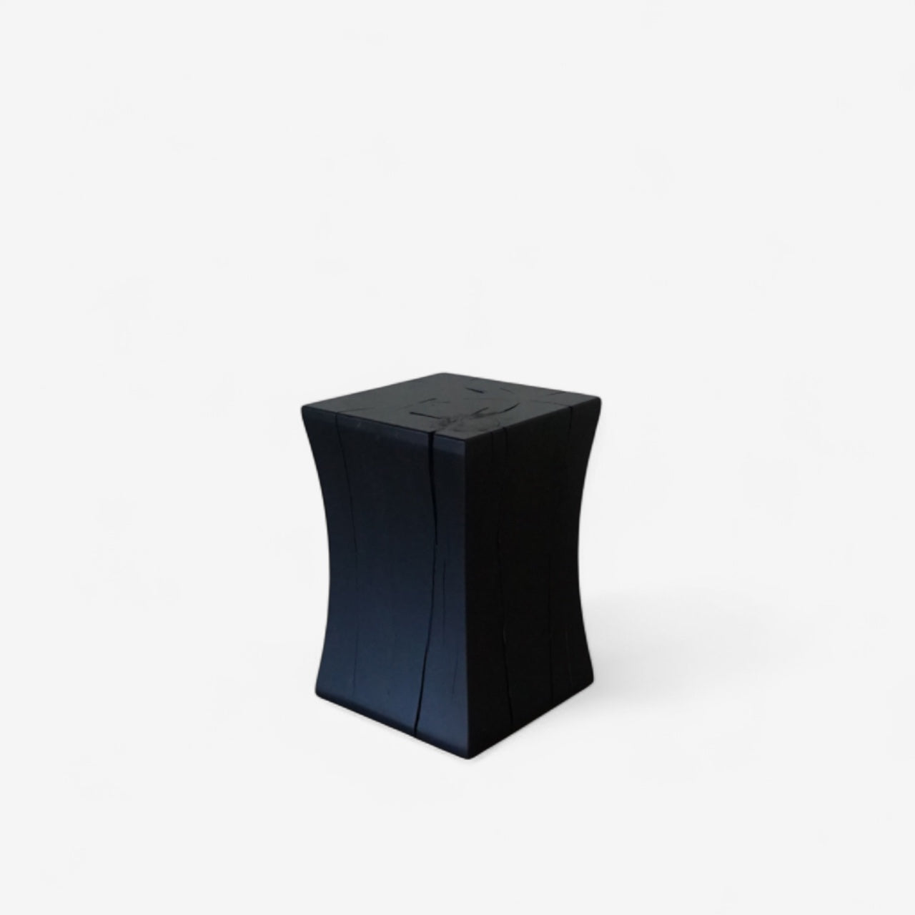 JWolf Studio · BLOK Stool – Massive Buche, Schwarz · Design by Johannes Wolf