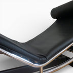Cassina · LC4 Chaise Longue · Le Corbusier, Jeanneret, Perriand · Leder schwarz · verkauft