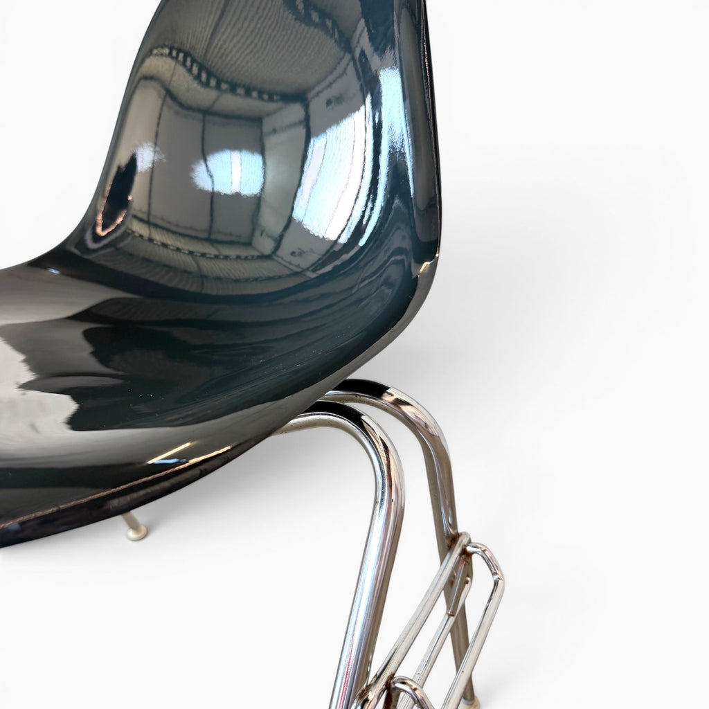Vitra Plastic Side Chair –  Edition (Limited 1/10)