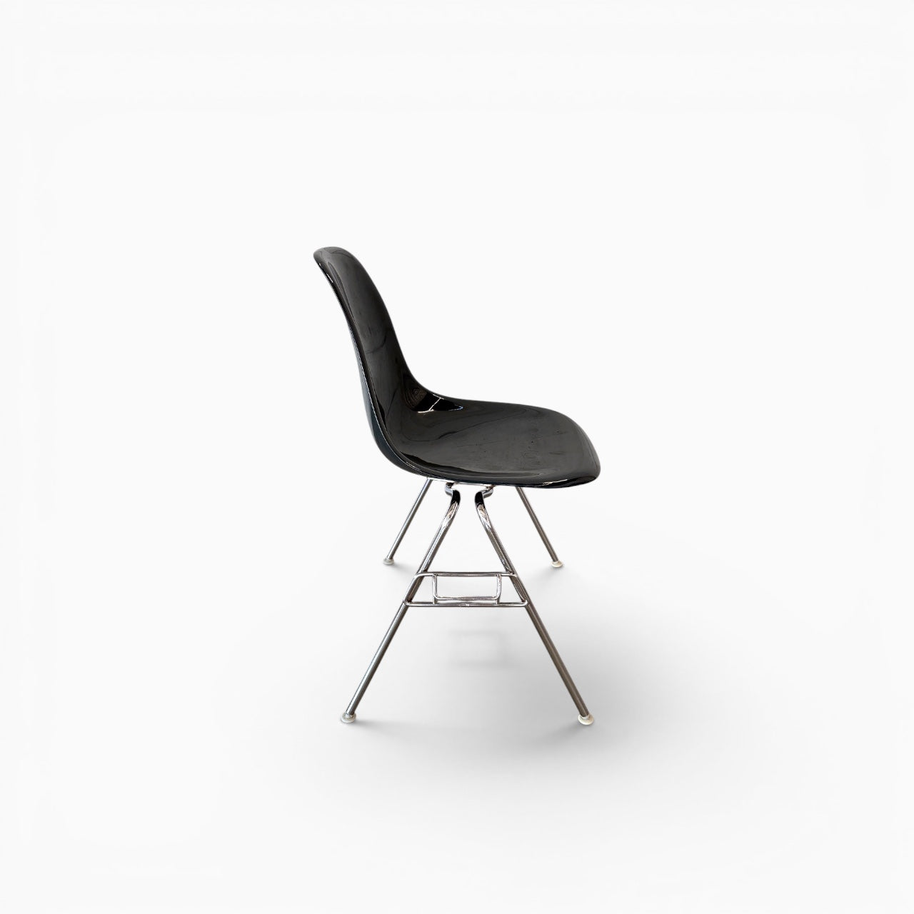 Vitra Plastic Side Chair –  Edition (Limited 1/10)