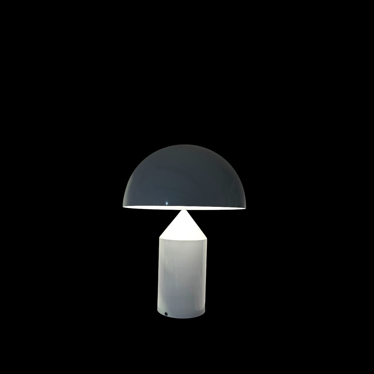 Atollo Tischlampe – Frühe Metallausführung im ikonischen Design von 1977